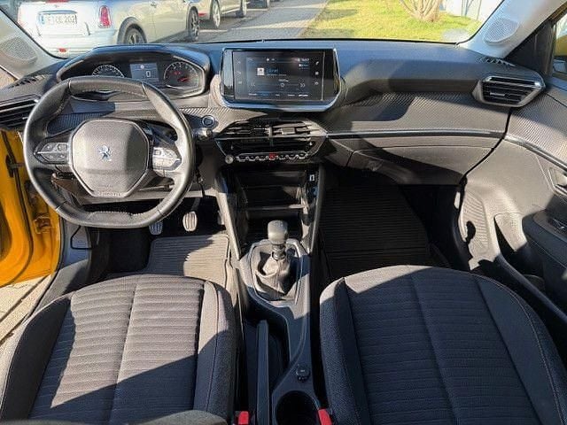 Gebraucht Peugeot 208 Active 101 PS (74 kW) 2020 Jaune faro (senf ) Kleinwagen