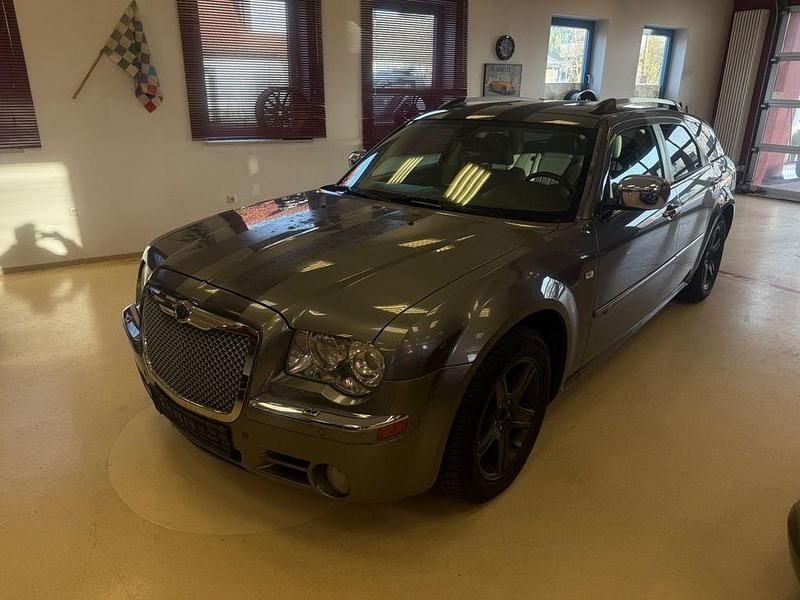 Gebraucht Chrysler 300C Touring 218 PS (160 kW) 2010 Mineral grey Kombi