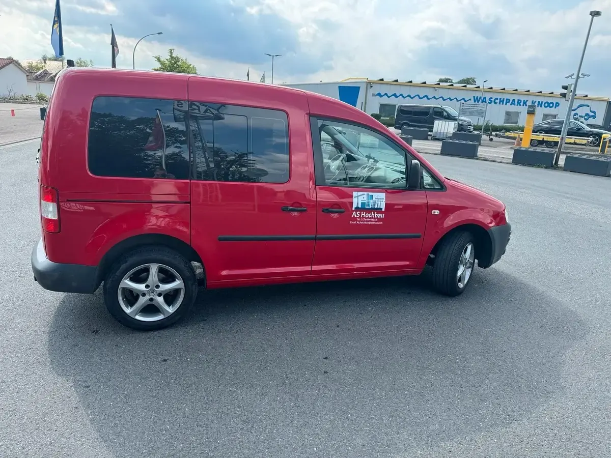 Gebraucht VW Caddy Life 105 PS (77 kW) 2009 Rot Van / Kleinbus