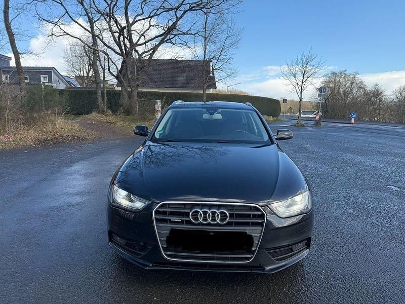 Gebraucht Audi A4 Ambiente 245 PS (180 kW) 2015 Schwarz Kombi