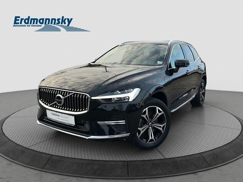 Onyx black (schwarz) Gebraucht 2022 Volvo XC60 Inscription SUV | 30.460 € - Bild 1/4