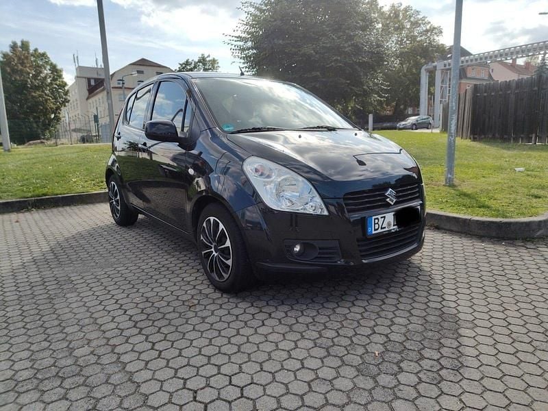 Gebraucht Suzuki Splash Comfort 86 PS (63 kW) 2009 Schwarz Kleinwagen