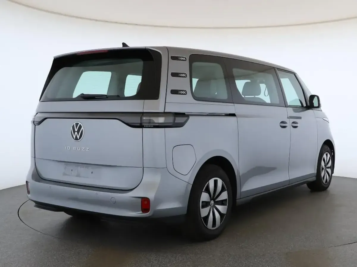 Gebraucht VW ID. Buzz Pro 210 kW (286 PS) 2025 Monosilber Van / Kleinbus