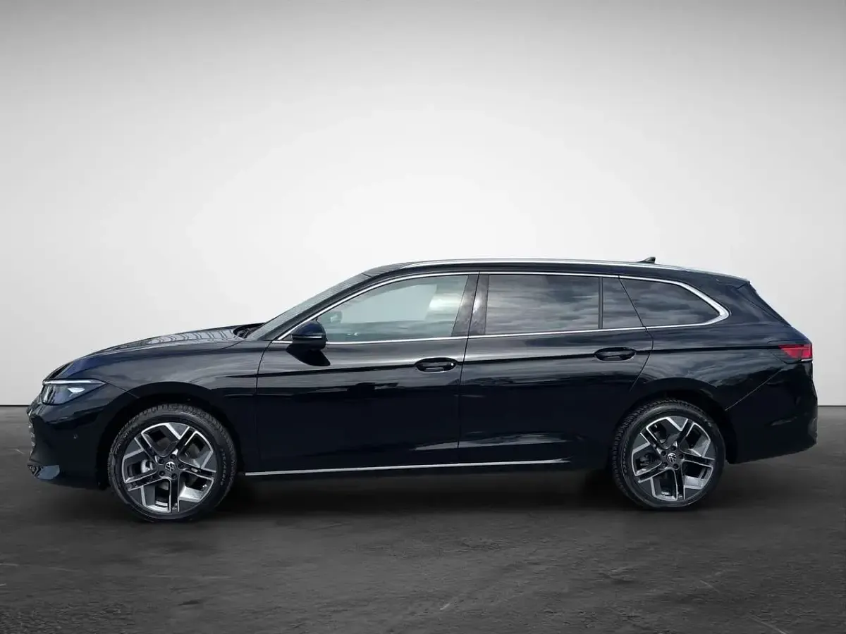 Gebraucht VW Passat Business 150 PS (110 kW) 2025 Schwarz (grenadillschwarz metallic) Kombi
