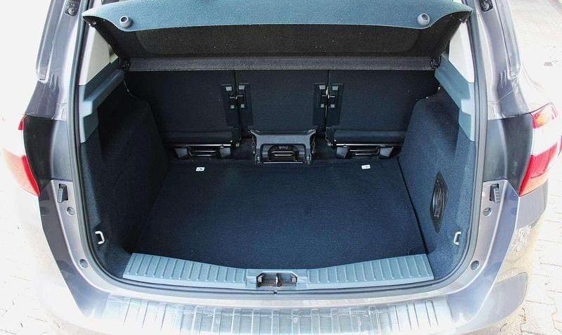 Gebraucht Ford C-MAX Titanium 150 PS (110 kW) 2011 Braun Van / Kleinbus