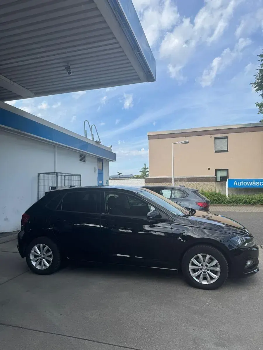 Gebraucht VW Polo Highline 95 PS (69 kW) 2019 Schwarz Kleinwagen