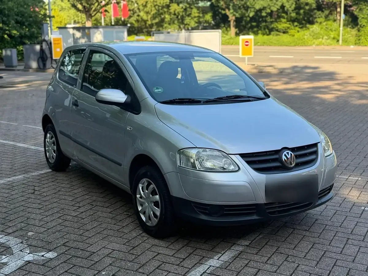 Gebraucht VW Fox 55 PS (40 kW) 2006 Silber Kleinwagen