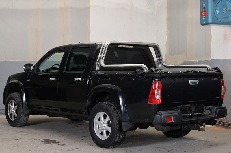 Gebraucht Isuzu D-Max 136 PS (100 kW) 2010 Schwarz Pickup