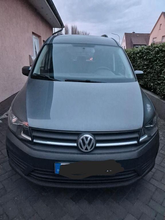 Gebraucht VW Caddy Maxi 102 PS (75 kW) 2018 Grau Van / Kleinbus