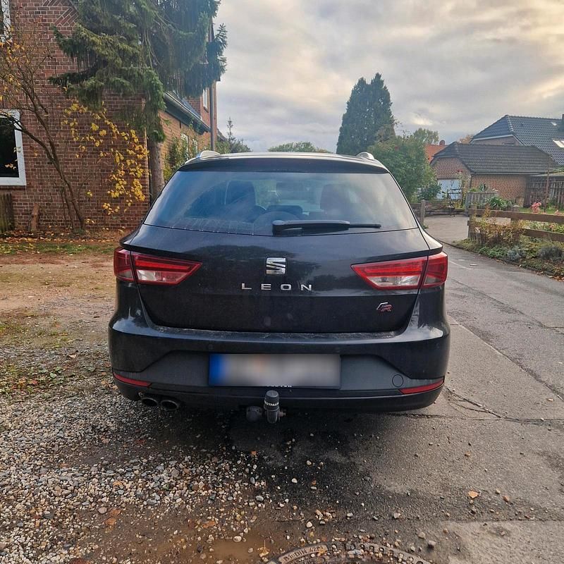 Gebraucht Seat Leon FR 150 PS (110 kW) 2015 Schwarz Kombi
