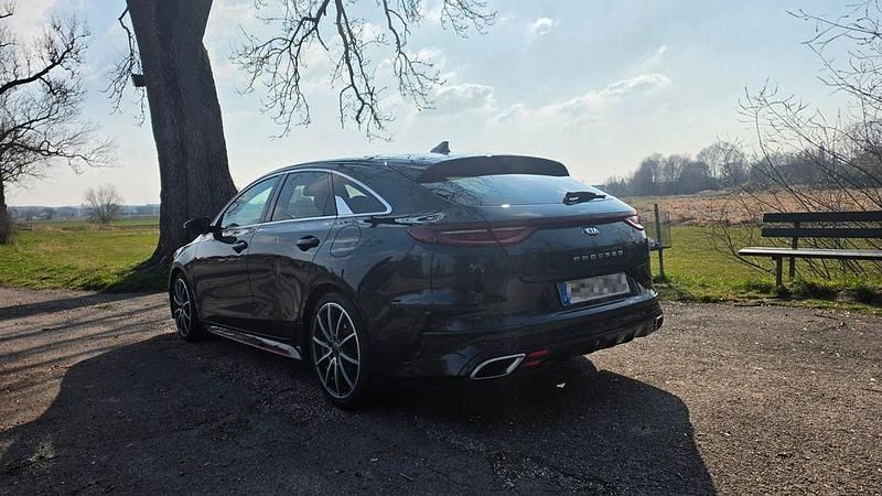 Gebraucht Kia ProCeed GT 204 PS (150 kW) 2019 Schwarz Kombi