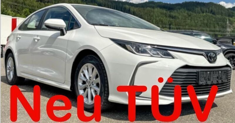Weiß Gebraucht 2023 Toyota Corolla Limousine | 16.200 € (Guter Preis) - Bild 1/4
