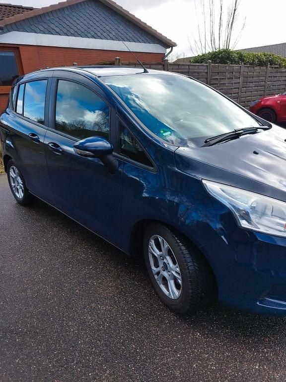 Gebraucht Ford B-MAX SYNC Edition 105 PS (77 kW) 2014 Blau Van / Kleinbus