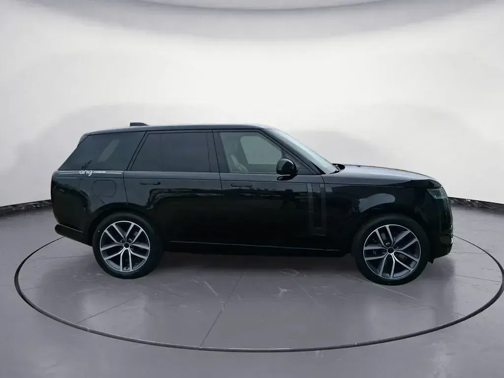 Neu Land Rover Range Rover 551 PS (405 kW) 2026 Schwarz SUV