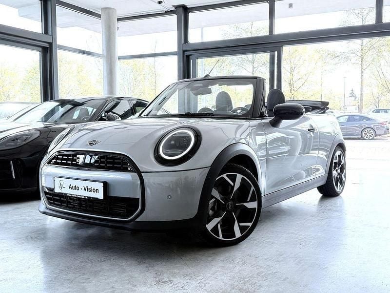 Second-hand Mini Cooper Cabriolet Classic 163 CP (119 kW) 2025 Argintiu Cabrio