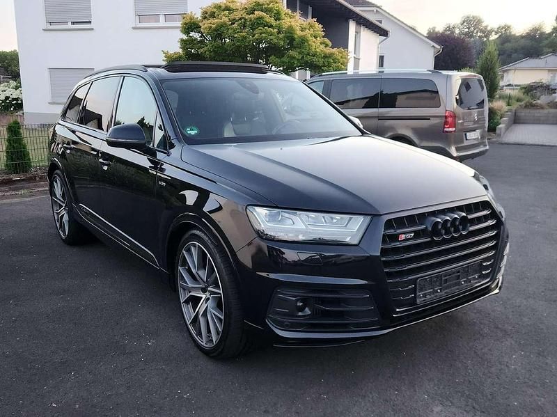 Orcaschwarz/deep black Gebraucht 2017 Audi SQ7 SUV | 45.900 € (Guter Preis) - Bild 1/4