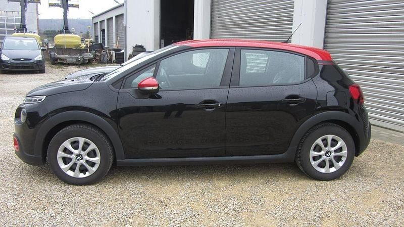 Gebraucht Citroën C3 Feel 68 PS (50 kW) 2018 Schwarz Kleinwagen