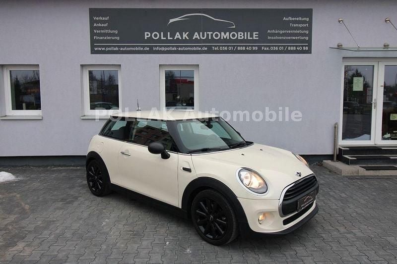 Weiß Gebraucht 2016 Mini ONE Kleinwagen | 7.990 € (Guter Preis) - Bild 1/4