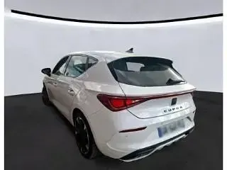 Second-hand Cupra Leon Basis 150 CP (110 kW) 2023 Alb Berlinǎ