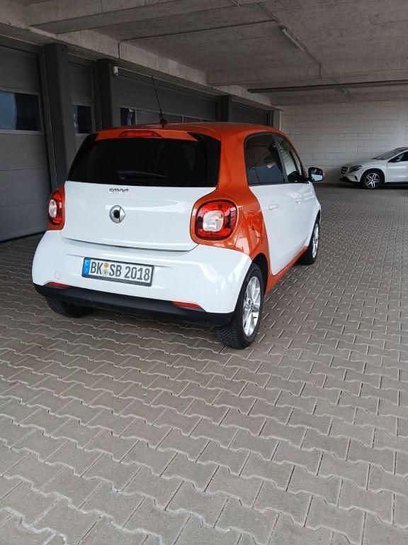 Second-hand Smart ForFour 71 CP (52 kW) 2019 Alb Hatchback