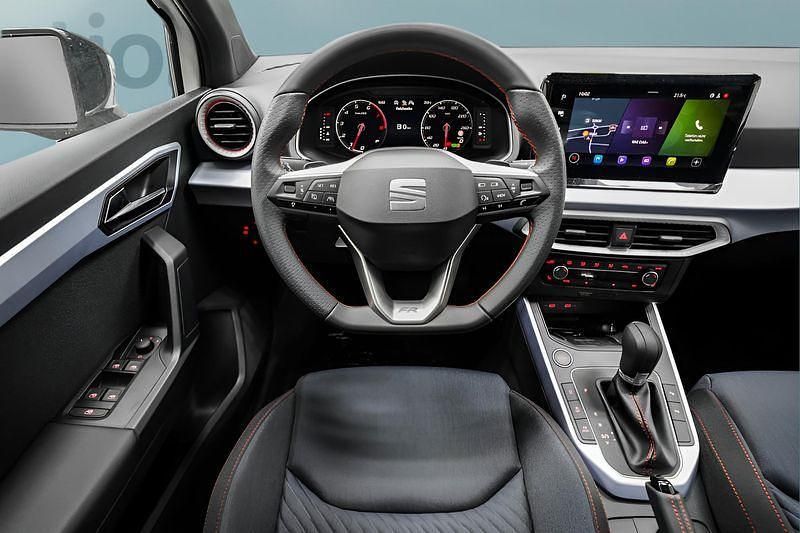 Neu Seat Arona FR 150 PS (110 kW) 2025 Weiß SUV