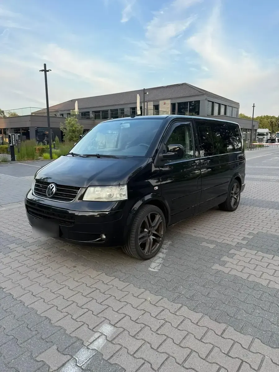 Gebraucht VW Multivan United 174 PS (127 kW) 2008 Schwarz Van / Kleinbus