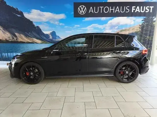 Gebraucht VW Golf VIII Style 200 PS (147 kW) 2024 Schwarz metallic Limousine