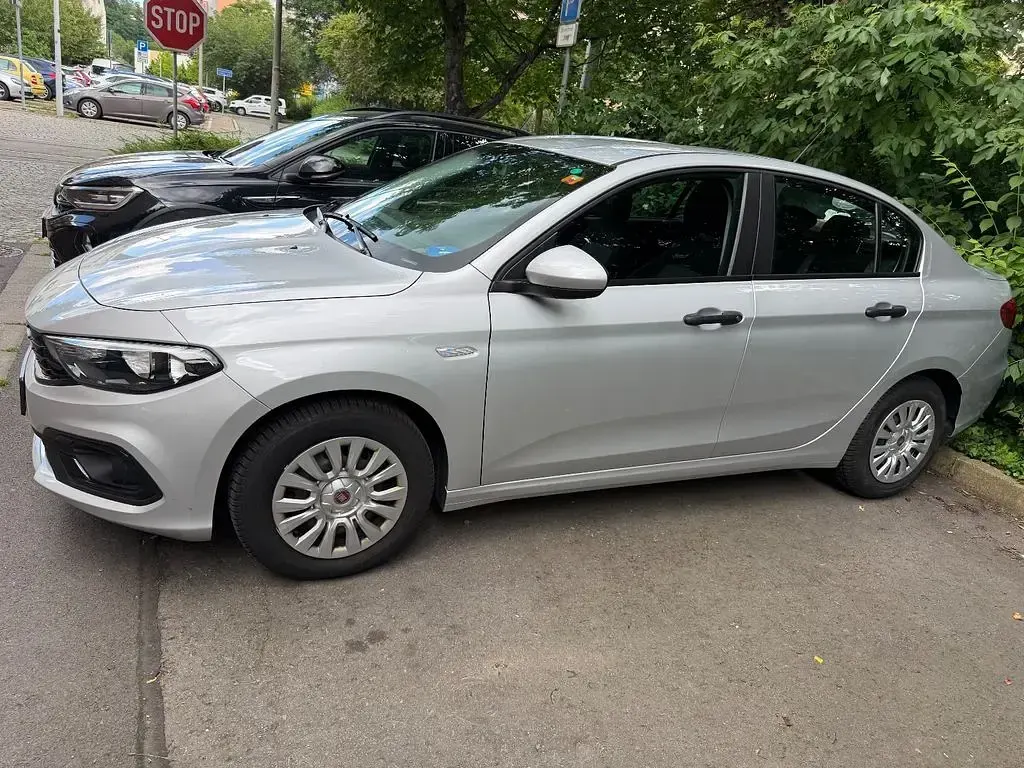 Gebraucht Fiat Tipo Street 95 PS (69 kW) 2021 Silber Limousine