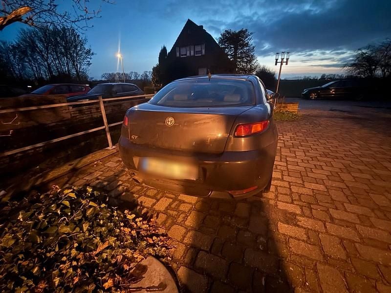 Gebraucht Alfa Romeo GT 166 PS (122 kW) 2005 Grau Coupé