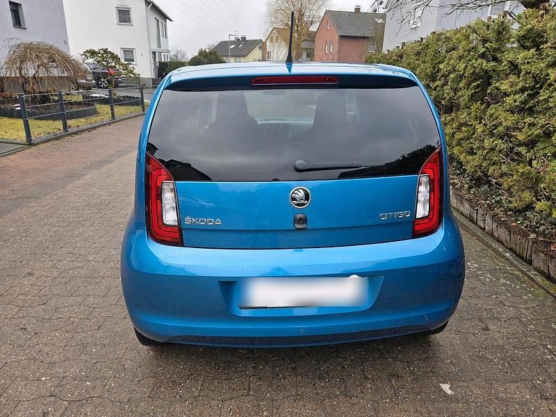 Gebraucht Skoda Citigo Active 75 PS (55 kW) 2017 Blau Kleinwagen