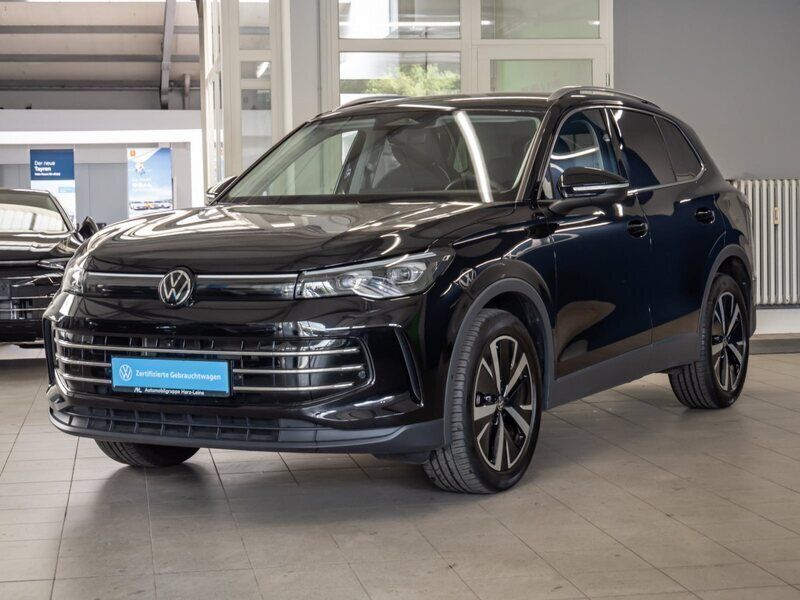 Schwarz Gebraucht 2024 VW Tiguan Pro SUV | 39.666 € (Superpreis) - Bild 1/4