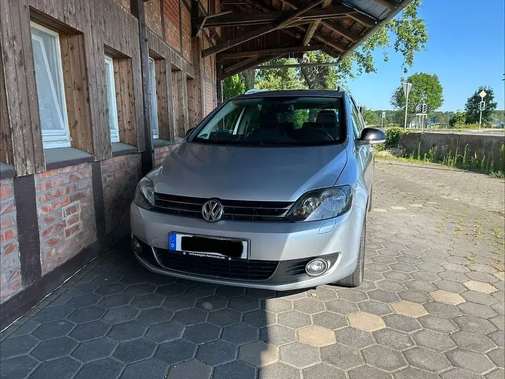 Gebraucht VW Golf Plus Cross Style 86 PS (63 kW) 2012 Silber Van / Kleinbus