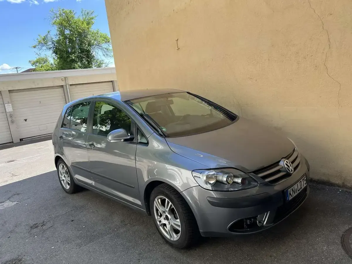 Gebraucht VW Golf IV Trendline 116 PS (85 kW) 2005 Grau Kleinwagen