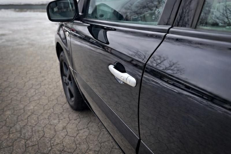 Gebraucht Renault Koleos 172 PS (126 kW) 2008 Schwarz SUV