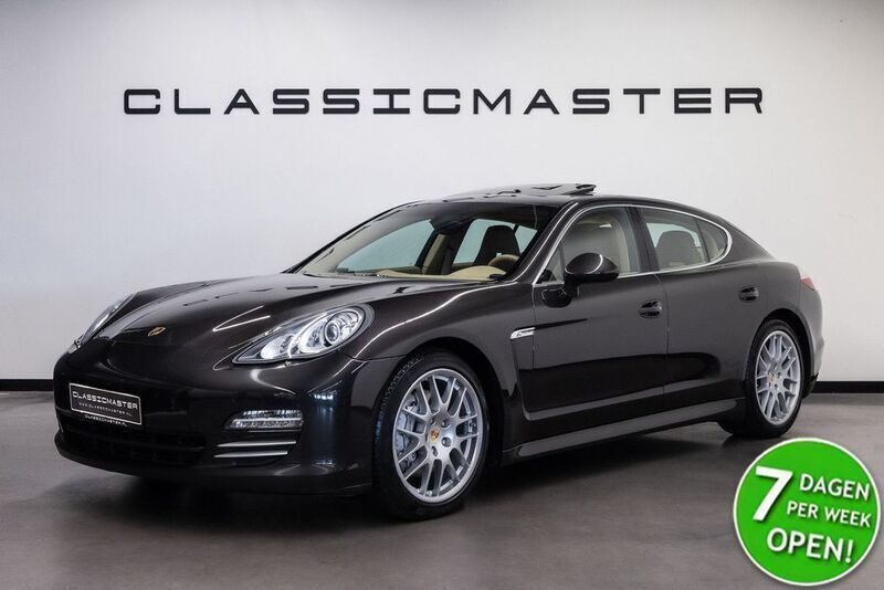 Schwarz Gebraucht 2010 Porsche Panamera Limousine | 46.950 € - Bild 1/4