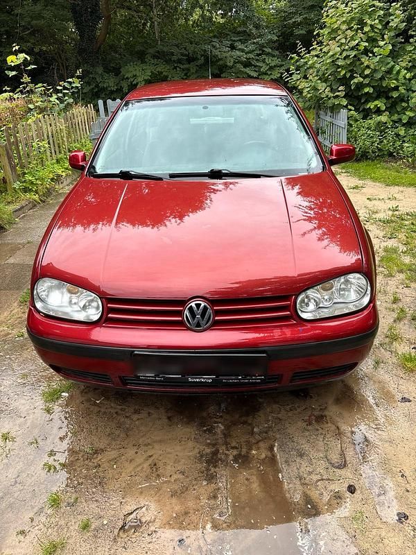 Rot Gebraucht 1997 VW Golf IV Kleinwagen | 850 € (Fairer Preis) - Bild 1/4