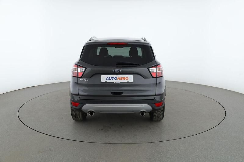 Gebraucht Ford Kuga Cool & Connect 150 PS (110 kW) 2019 Grau SUV
