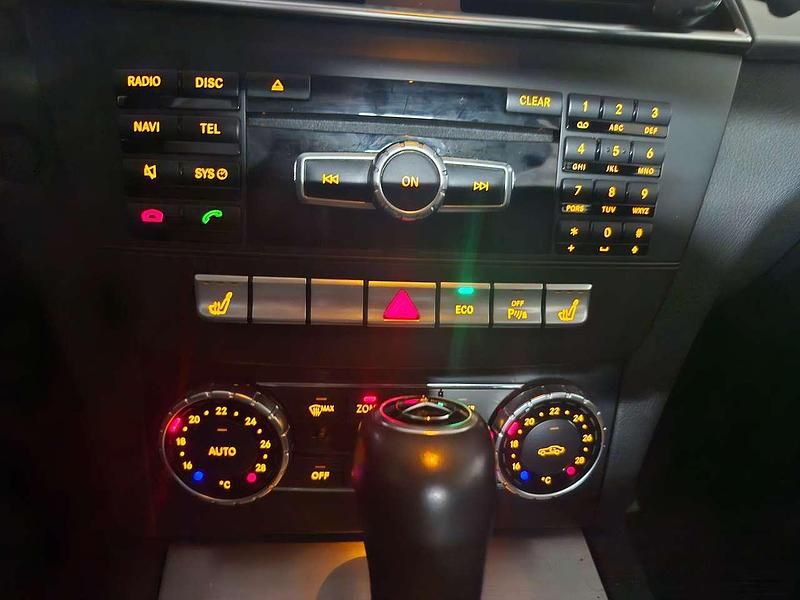 Gebraucht Mercedes C180 Edition 156 PS (114 kW) 2014 Kombi