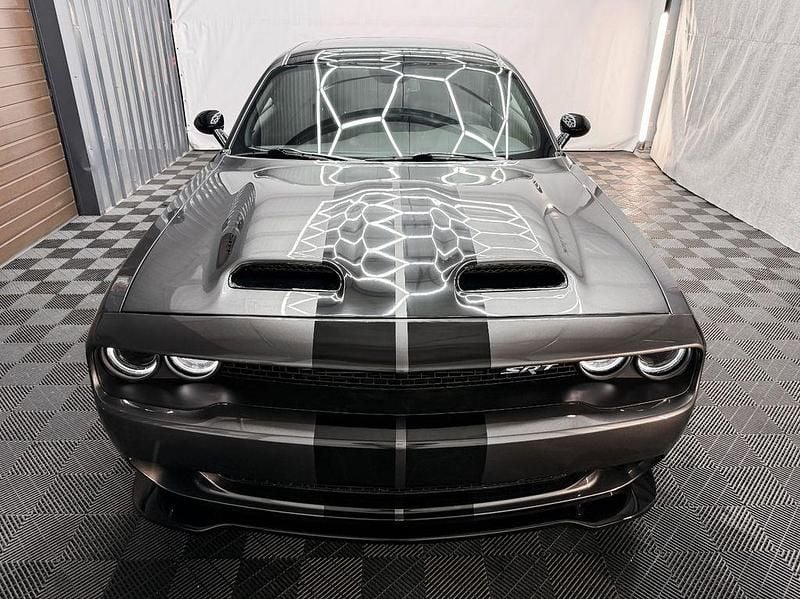 Gebraucht Dodge Challenger 306 PS (225 kW) 2023 Grau Coupé