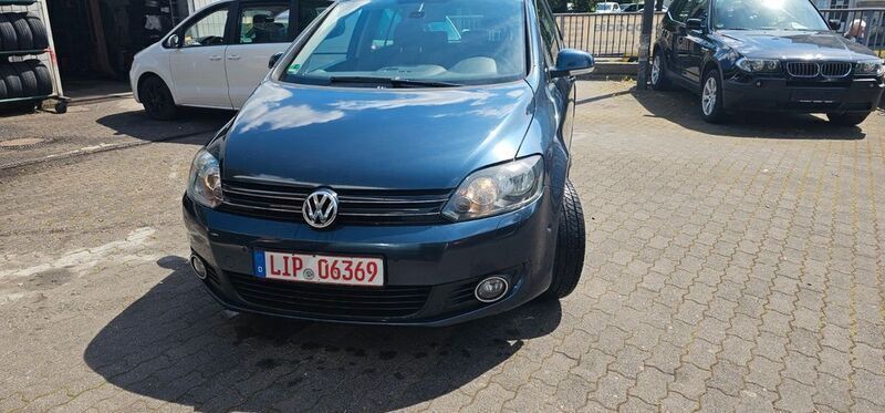 Blau Gebraucht 2011 VW Golf VI Team Limousine | 3.500 € (Fairer Preis) - Bild 1/4