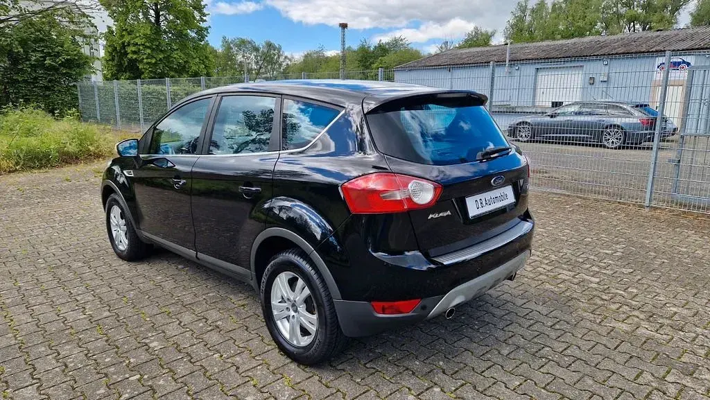 Używany Ford Kuga Titanium 136 KM (100 kW) 2008 Czarny SUV