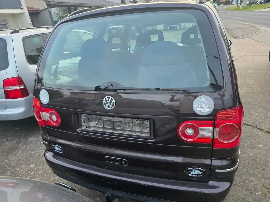 Gebraucht VW Sharan Highline 116 PS (85 kW) 2009 Violett Van / Kleinbus