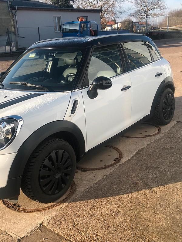 Gebraucht Mini Countryman 112 PS (82 kW) 2012 Weiß SUV