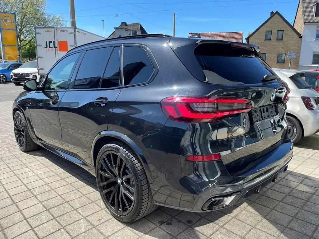 Gebraucht BMW X5 M Sport 286 PS (210 kW) 2023 Schwarz SUV
