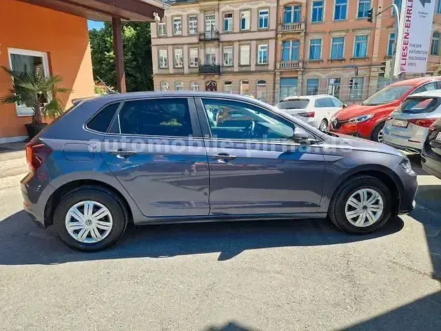 Gebraucht VW Polo 80 PS (58 kW) 2022 Rauchgrau (metallic) Kleinwagen