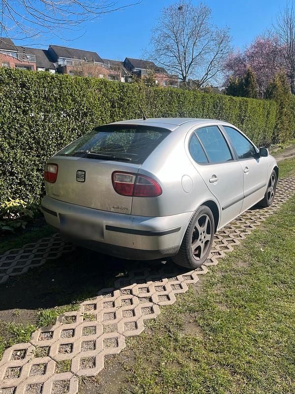 Gebraucht Seat Leon 75 PS (55 kW) 2002 Silber Kleinwagen