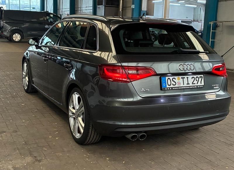 Gebraucht Audi A3 S-Line 150 PS (110 kW) 2014 Grau Limousine