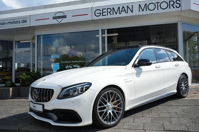 Weiß Gebraucht 2019 Mercedes C63S AMG AMG Limousine | 59.999 € (Fairer Preis) - Bild 1/4