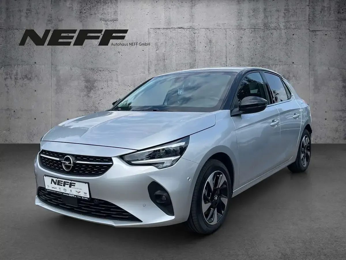 Gebraucht Opel Corsa-e Elegance 100 kW (136 PS) 2023 Silber Kleinwagen