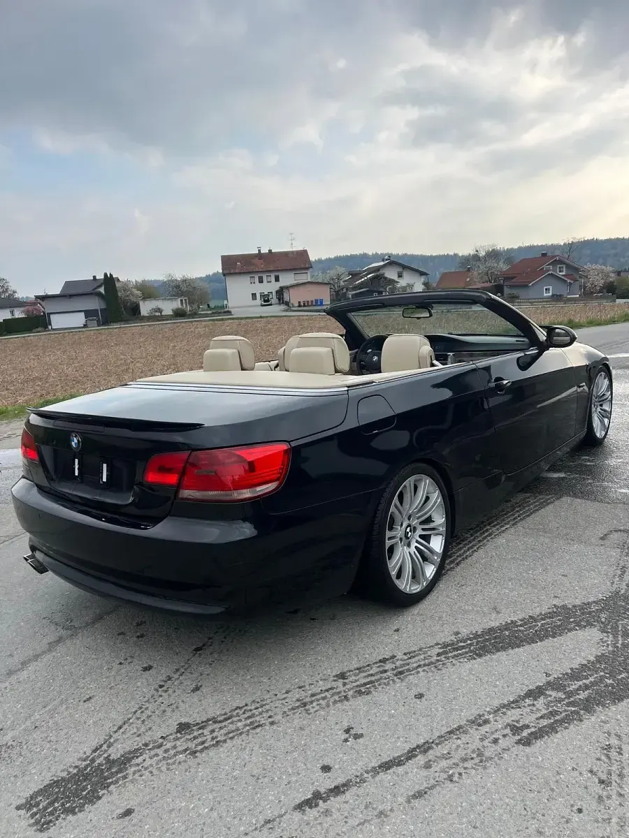 Occasion BMW 330 Cabriolet Performance 231 ch (169 kW) 2008 Noir Cabriolet